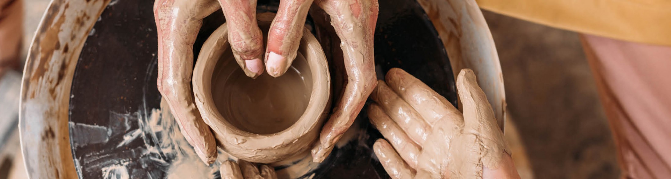 La "Bottega del Vasaio", laboratorio gratuito per bambini