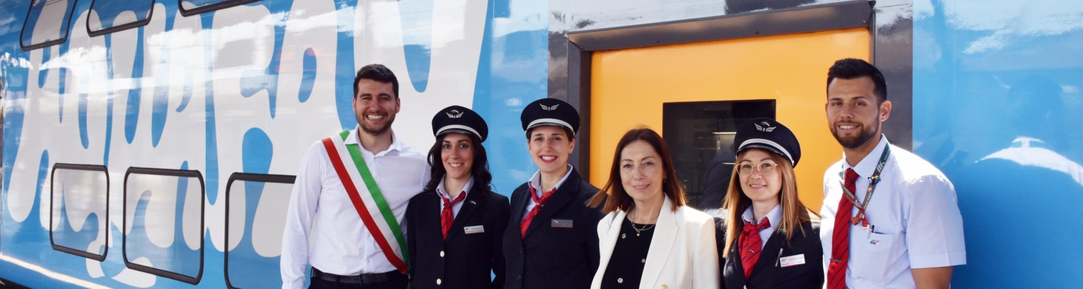 Alla stazione di Bologna il debutto del “Treno Riccione” ambasciatore dei parchi Costa Edutainment e della città